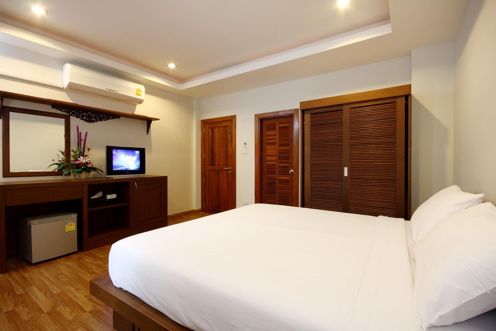 Kata Hiview Resort Karon Exterior photo